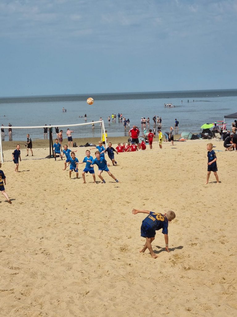 04ecfb7b-0419-4025-908a-c7389c60cd09